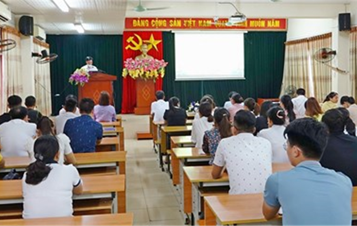 Thị xã Sơn Tây khai giảng lớp bồi dưỡng nhận thức về Đảng khóa II năm 2023