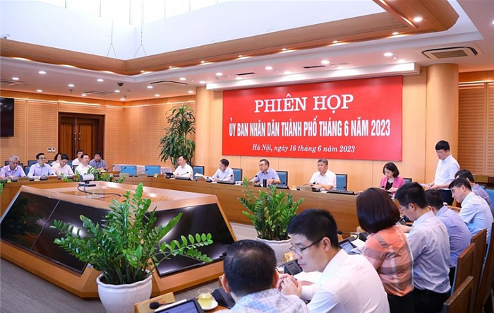 Phiên họp UBND thành phố thường kỳ tháng 6/2023 (lần thứ ba) xem xét một số nội dung trình kỳ họp giữa năm 2023 HĐND TP