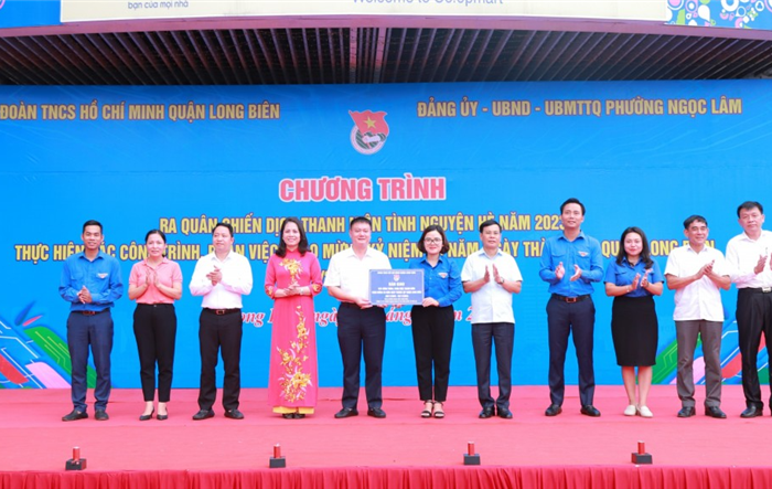 Quận đoàn Long Biên ra quan Chiến dịch Thanh niên tình nguyện hè 2023