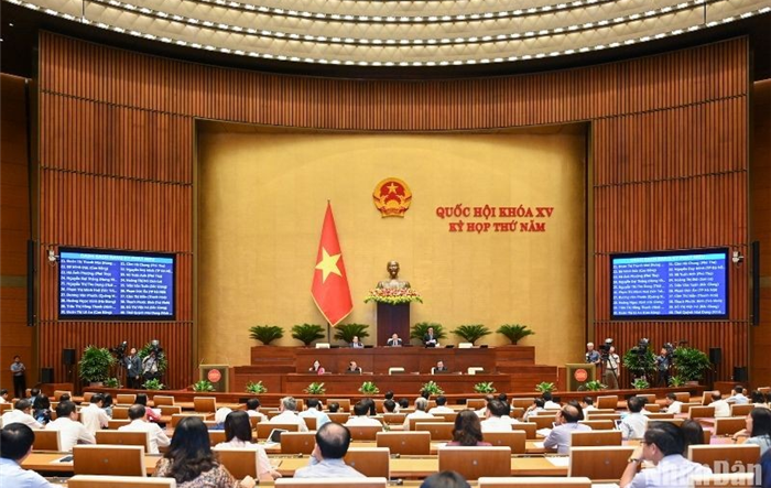 Thông cáo báo chí số 18 Kỳ họp thứ 5, Quốc hội khóa XV