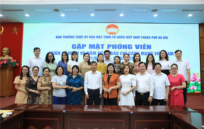 Ủy ban MTTQ Việt Nam thành phố gặp mặt phóng viên, biên tập viên nhân dịp kỷ niệm 98 năm Ngày Báo chí cách mạng Việt Nam