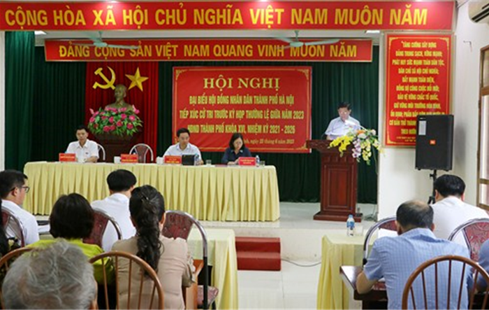Bí thư Thị uỷ Sơn Tây tiếp xúc cử tri trước kỳ họp thường lệ giữa năm 2023 HĐND Thành phố Hà Nội khóa XVI