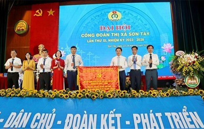 Đại hội công đoàn thị xã Sơn Tây lần thứ XI nhiệm kỳ 2023 - 2028 thành công tốt đẹp