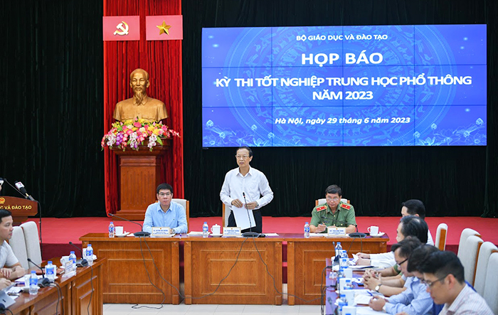 Bộ Giáo dục và Đào tạo tổ chức họp báo về Kỳ thi tốt nghiệp THPT năm 2023