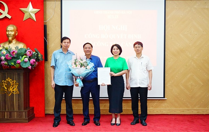 Hội nghị công bố quyết định về công tác cán bộ ngành y tế