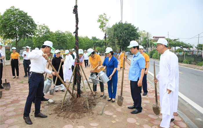 Uỷ ban MTTQ Việt Nam thành phố hưởng ứng “Tháng hành động vì môi trường” năm 2023
