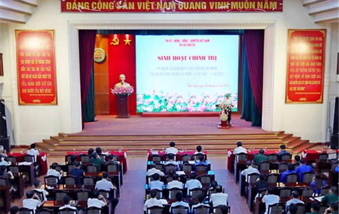 Hội nghị sinh hoạt chính trị kỷ niệm 75 năm Ngày Chủ tịch Hồ Chí Minh ra Lời kêu gọi Thi đua ái quốc