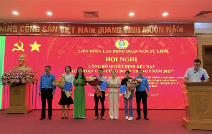Hội nghị công bố quyết định “Lớp kết nạp đoàn viên công đoàn tháng 5 năm 2023”