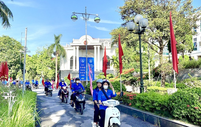Phát huy sức mạnh bình đẳng giới: Nâng cao tiếng nói của phụ nữ và trẻ em gái để giải phóng tiềm năng vô hạn của thế giới chúng ta