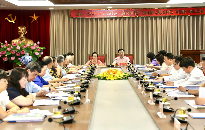 Tăng cường lãnh đạo công tác khuyến học, khuyến tài, xây dựng xã hội học tập