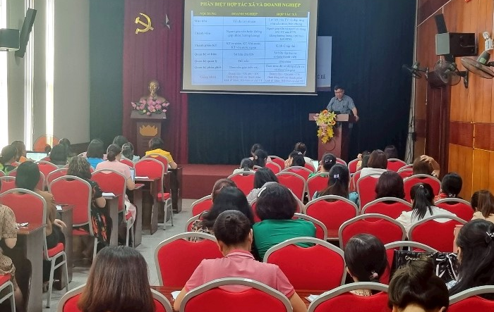 Hội Liên hiệp Phụ nữ thành phố: Tập huấn ứng dụng công nghệ số trong xúc tiến thương mại 