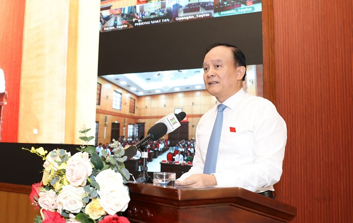 Chủ tịch HĐND thành phố Nguyễn Ngọc Tuấn dự kỳ họp HĐND quận Tây Hồ 