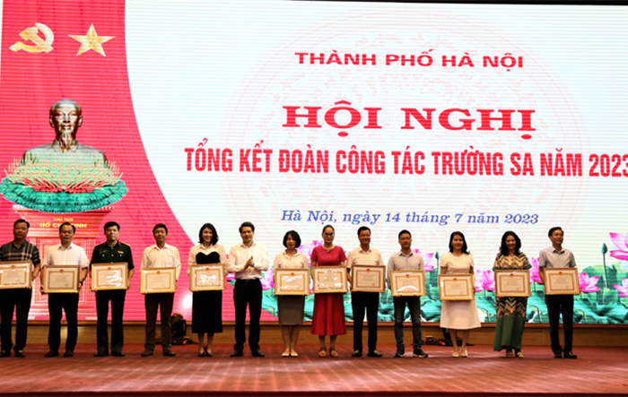 Tổng kết chuyến công tác của Đoàn đại biểu thành phố thăm, động viên quân và dân huyện đảo Trường Sa; cán bộ, chiến sĩ Nhà giàn DK1 năm 2023