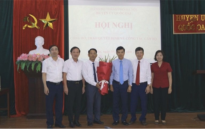 Trao quyết định chuẩn y Phó Chủ nhiệm Ủy ban Kiểm tra Huyện ủy Quốc Oai nhiệm kỳ 2020 - 2025