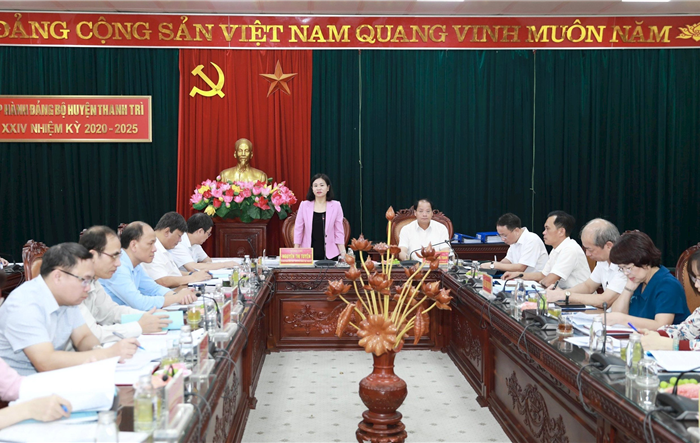 Đào tạo, quy hoạch đội ngũ cán bộ có năng lực, phẩm chất cho nhiệm kỳ tới