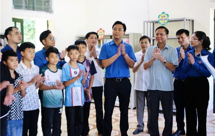 Đội hình trí thức trẻ thành phố Hà Nội chung tay xây dựng nông thôn mới 