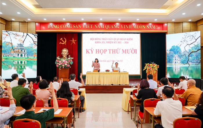 Quận Hoàn Kiếm có Phó Chủ tịch UBND quận