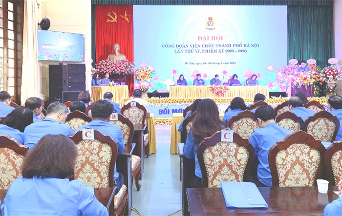 Ngày làm việc thứ nhất Đại hội Công đoàn Viên chức thành phố Hà Nội lần thứ VI, nhiệm kỳ 2023 - 2028