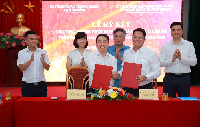 Lễ ký kết Chương trình phối hợp về công tác quản lý bưu chính trên địa bàn thành phố Hà Nội, giai đoạn 2023-2025