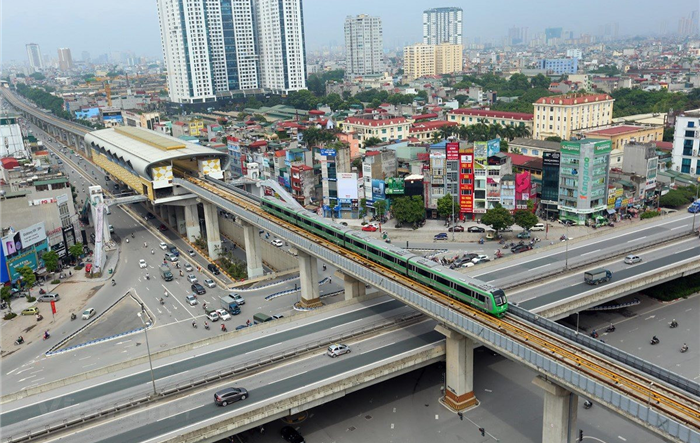 Khắc phục hạn chế liên quan đến "Hệ thống hạ tầng giao thông chưa đồng bộ; tình trạng ùn tắc giao thông còn xảy ra ở một số nơi"