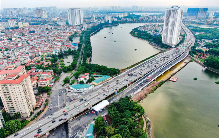Đô thị Hà Nội: Tiếp tục đổi thay cả lượng và chất - Bài 1: Di dời nhà máy, trường đại học, trụ sở cơ quan ra khỏi nội đô: Lời giải cho “tấm áo chật” của đô thị