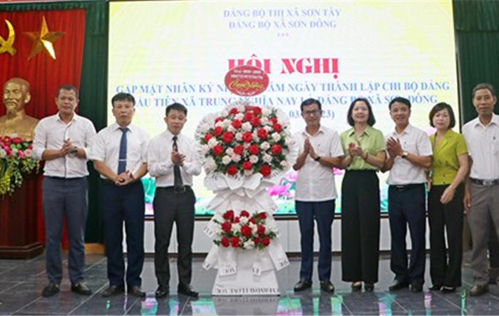 Đảng bộ xã Sơn Đông (thị xã Sơn Tây) kỷ niệm 75 năm thành lập Chi bộ Đảng đầu tiên