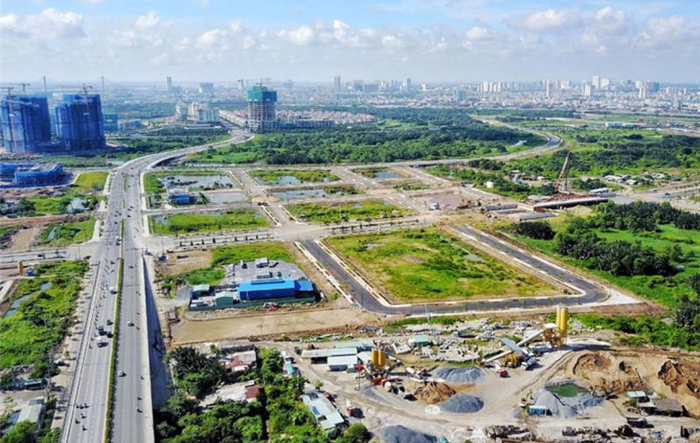 Ủy quyền cấp huyện quyết định giá khởi điểm đấu giá quyền sử dụng đất trên địa bàn thành phố 