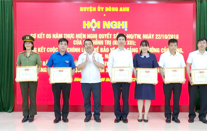 Huyện uỷ Đông Anh sơ kết 5 năm thực hiện Nghị quyết số 35-NQ/TW của Bộ Chính trị  