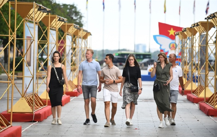 Thành phố Hà Nội đón 2,38 triệu lượt khách du lịch trong tháng 7-2023