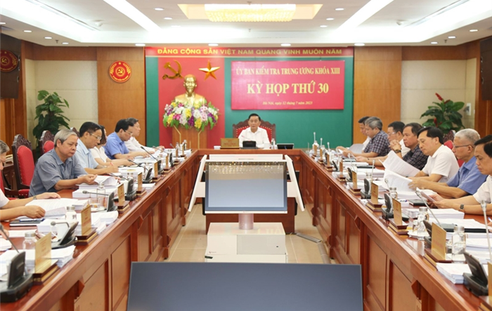 Không để tổ chức đảng thành công cụ của sai phạm - Bài 1: Khi tổ chức đảng rơi vào “4 mất”