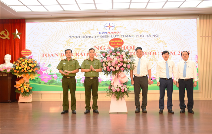 Ngày hội toàn dân bảo vệ an ninh Tổ quốc tại Tổng Công ty Điện lực thành phố