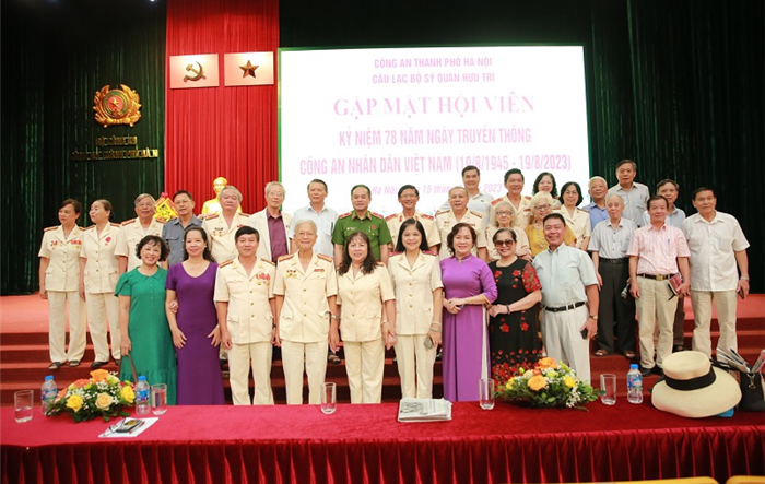 Câu lạc bộ Sỹ quan hưu trí Công an Hà Nội: Gặp mặt thân mật nhân 78 năm Ngày truyền thống của lực lượng Công an nhân dân