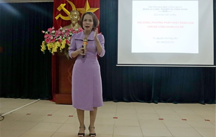 Bồi dưỡng nghiệp vụ cho gần 200 cán bộ công đoàn cơ sở địa bàn thị xã Sơn Tây