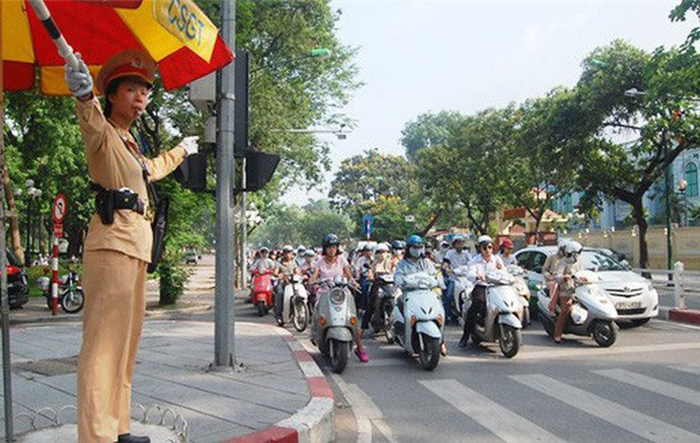 Bảo đảm trật tự, an toàn giao thông trong dịp nghỉ lễ Quốc khánh và Tháng cao điểm an toàn giao thông