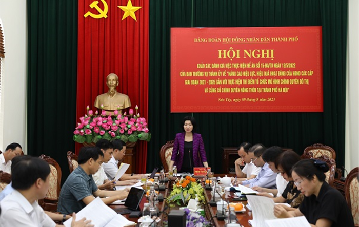 Khảo sát việc thực hiện Đề án số 15-ĐA/TU của Thành ủy tại thị xã Sơn Tây