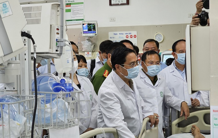 Thủ tướng Chính phủ Phạm Minh Chính: Làm hết sức mình để cứu chữa các nạn nhân, quan tâm động viên tinh thần nạn nhân và người nhà