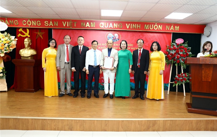 Lễ ra mắt Chi bộ Viện nghiên cứu tài chính, đầu tư và hợp tác, thương mại Đông Nam Á