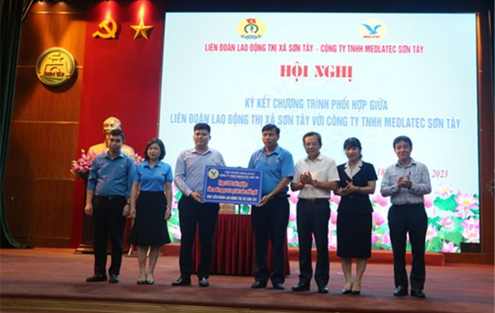 Liên đoàn Lao động thị xã Sơn Tây: Chăm lo phúc lợi đoàn viên công đoàn