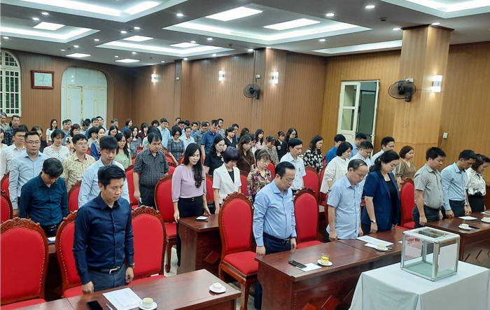 Sở Giáo dục và Đào tạo tưởng niệm nạn nhân trong vụ cháy chung cư mini tại quận Thanh Xuân