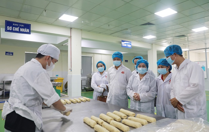 Kiểm tra việc triển khai thực hiện Cuộc vận động “Người Việt Nam ưu tiên dùng hàng Việt Nam” trên địa bàn quận Bắc Từ Liêm