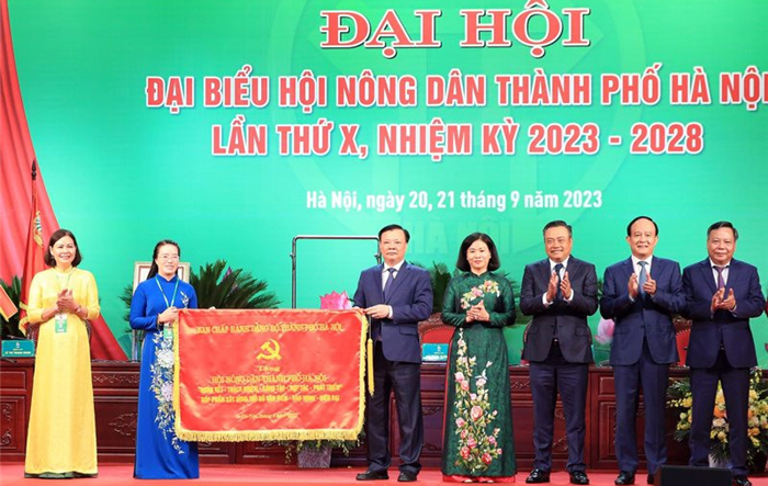 Hội Nông dân thành phố phải khẳng định được   vị thế trong xã hội và trong lòng nông dân 