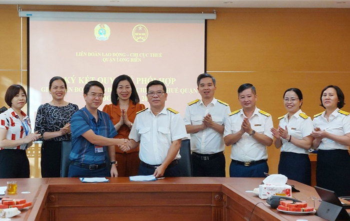 Quận Long Biên: Phối hợp thu phí công đoàn và thành lập Công đoàn cơ sở