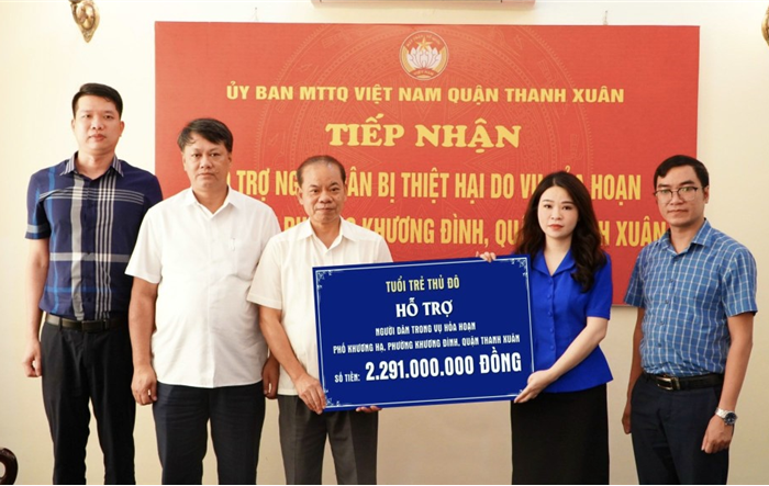 Thành đoàn Hà Nội hỗ trợ nạn nhân vụ cháy chung cư mini quận Thanh Xuân