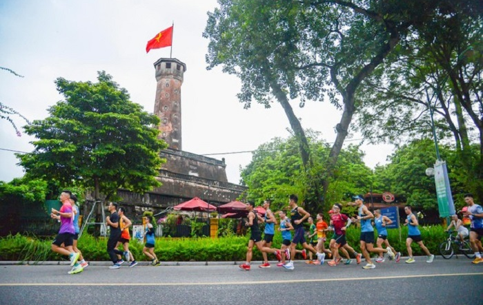 Đảm bảo giao thông phục vụ “Giải chạy Marathon quốc tế Hà Nội VPBank năm 2023”