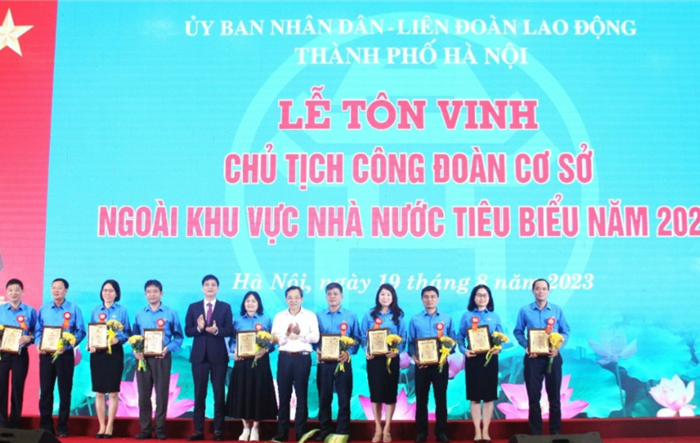 Nữ chủ tịch công đoàn cơ sở khu vực ngoài Nhà nước tâm huyết, nhiệt tình, trách nhiệm