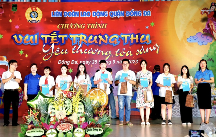 Quận Đống Đa tổ chức chương trình “Vui Tết Trung thu - Yêu thương toả sáng”