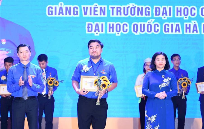 Lễ tuyên dương thanh niên tiên tiến làm theo lời Bác: Truyền cảm hứng về những điển hình thanh niên tiên tiến vừa “hồng” vừa “chuyên”