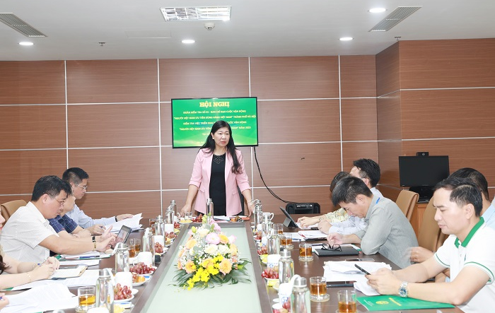 Chủ tịch Uỷ ban MTTQ Việt Nam thành phố kiểm tra việc triển khai thực hiện Cuộc vận động "Người Việt Nam ưu tiên dùng hàng Việt Nam" tại Sở Du lịch Hà Nội