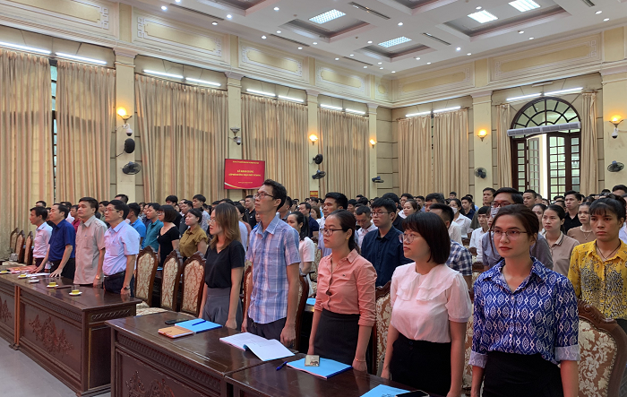 Hơn 300 quần chúng ưu tú tham gia bồi dưỡng nhận thức về Đảng