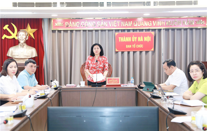  Xây dựng đội ngũ cán bộ có uy tín, năng lực cho nhiệm kỳ kế tiếp 